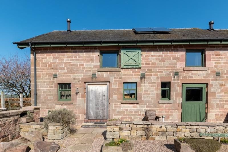 Lapwing Cottage, Blackshaw Moor