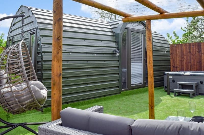 Laurel Pod - Stuarts Farm, Lathom