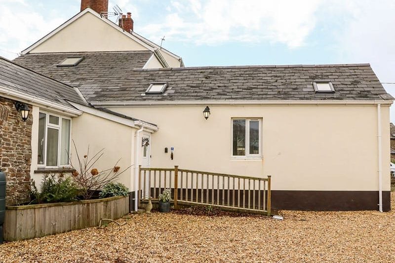 Littleham Court Cottage, Littleham