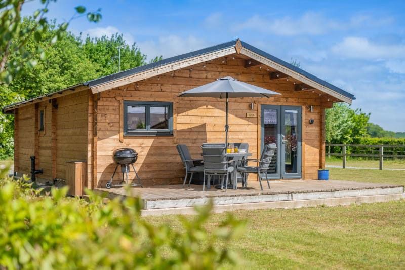 Log Cabin 1, Driffield