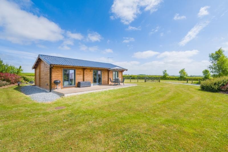 Log Cabin 6, Driffield
