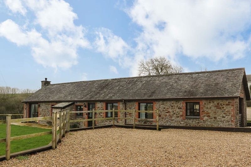 Long Linney, Littleham