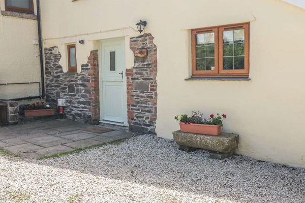 Lower West Curry Cottage, Launceston