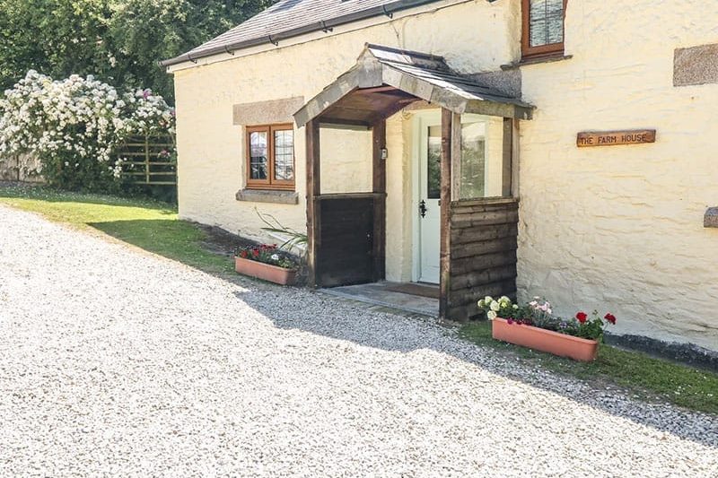 Lower West Curry Farmhouse, Launceston