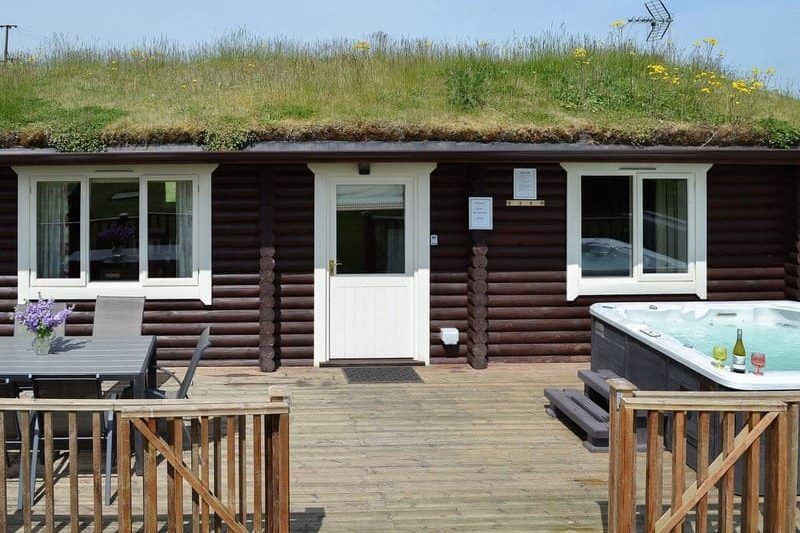 Mallard Lodge, Brayton