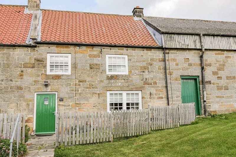 Manor House Farm Cottage, Roxby