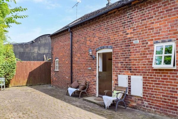 Millers Cottage - Forge Mill Farm, Middlewich