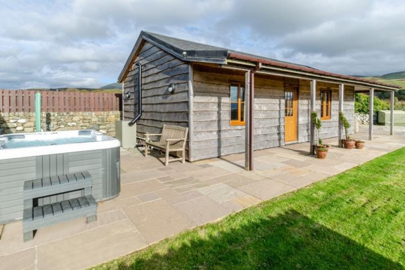 Mistletoe Lodge, Talybont
