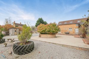 Nags Stable - Milton End Farm, Arlingham