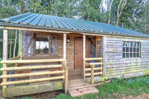 Oak Cabin - Midgham Farm, Ringwood