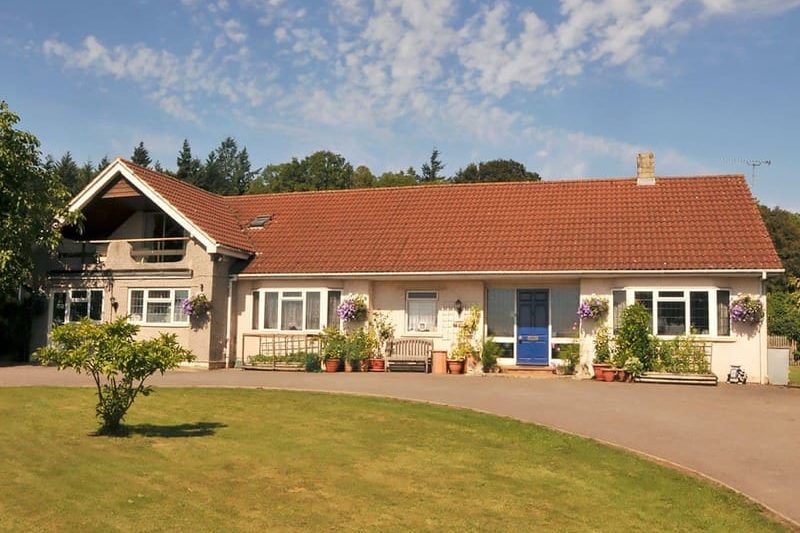 Oak Lodge - Wayside Lodges, Bromham
