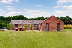 Oak View - Moss Bank Farm, Mold
