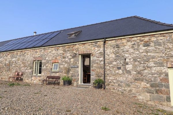 Old Spot Cottage, Trefasser