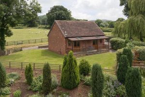 Parkers Lodge - Netherley Hall Estate, Mathon