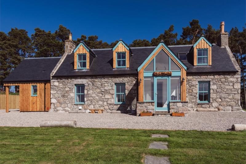 peregrine-cottage-1