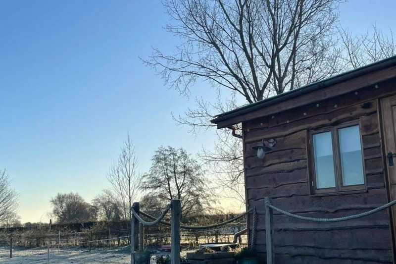 Rustic Lodge, Alpraham