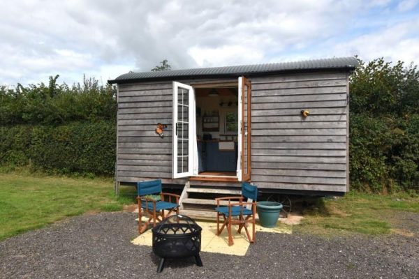 Shepherd's Hut, Taleford