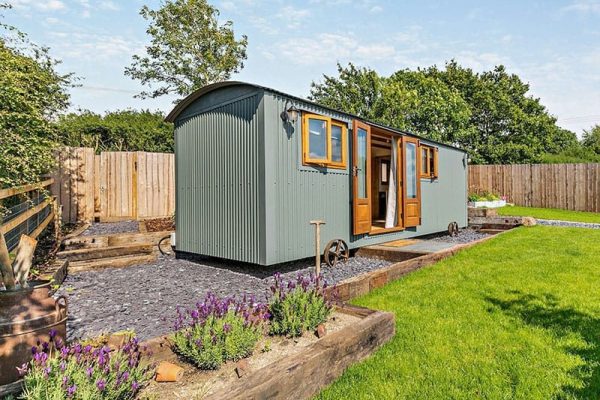 Shepherd's Hut, Badgeworth