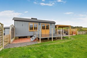 Shepherd's Hut 2, St Harmon