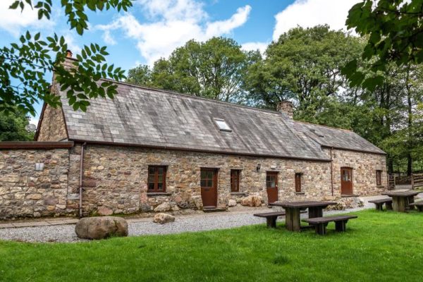 Spacious Barn Conversion, Lower Cwmtwrch