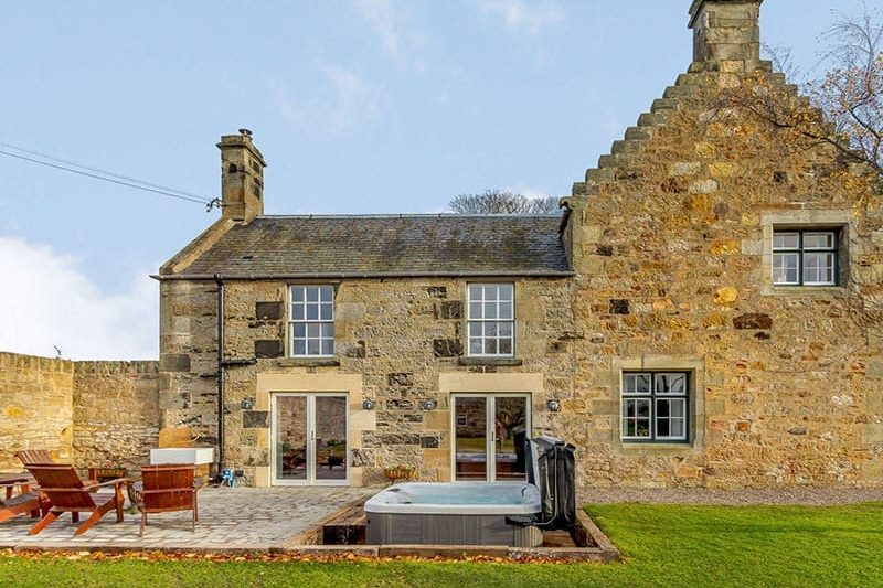 Stone Farmhouse, Pittenweem