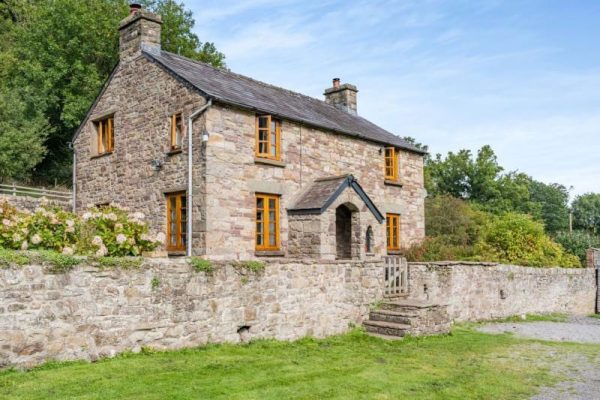 Stone Farmhouse, Llangattock
