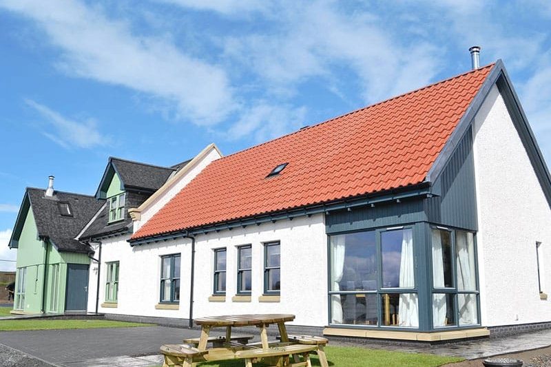 Strathspey - Paddockhall, Linlithgow