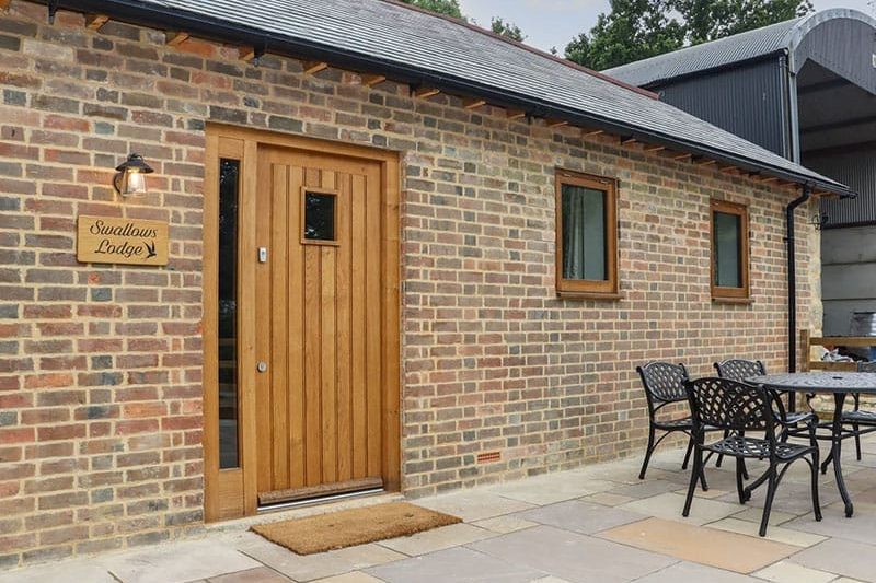 Swallows Lodge, Dormansland