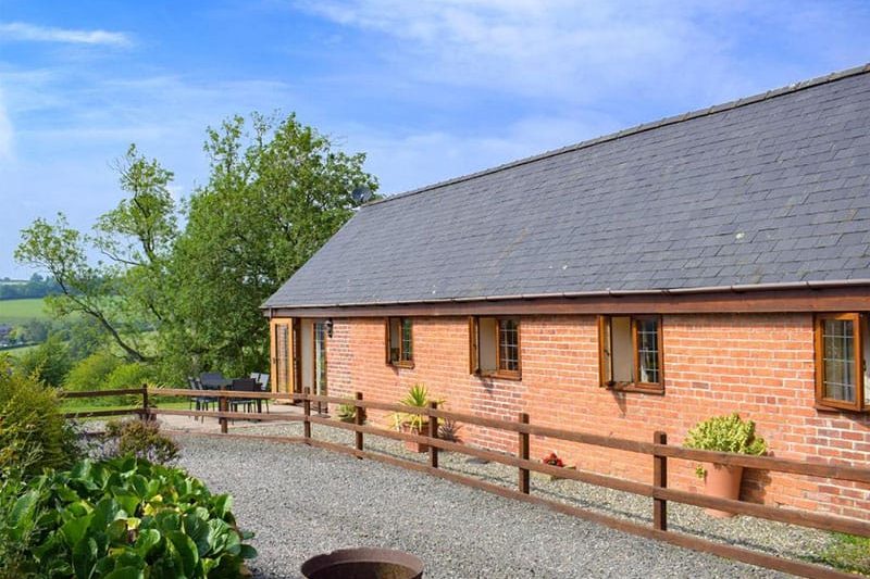 Talog Barn, Tregynon