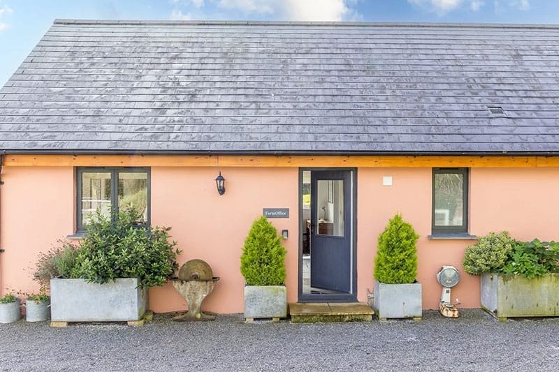 The Farm Office, Bampton