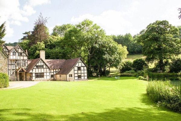 The Game Larders - Wythall Estate, Ross-on-Wye