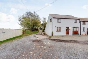 The Granary - Mellaston Farm, Hundleton