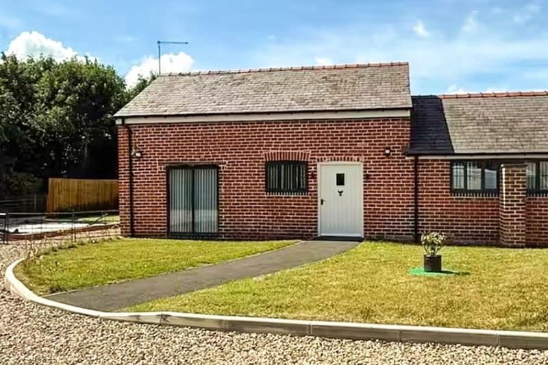 The Hayloft - Moss Bank Farm, Mold