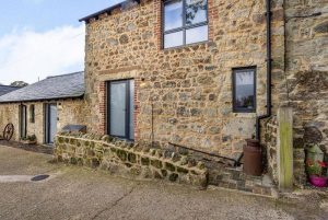 The Hayloft - Cooks Castle Farm, Wroxall