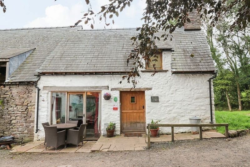 Ty Fferm Hen, Talybont-On-Usk