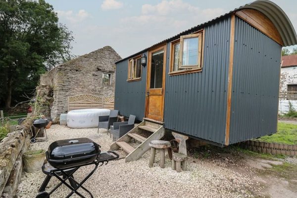 Ty Olwyn Bach, Talybont-on-Usk