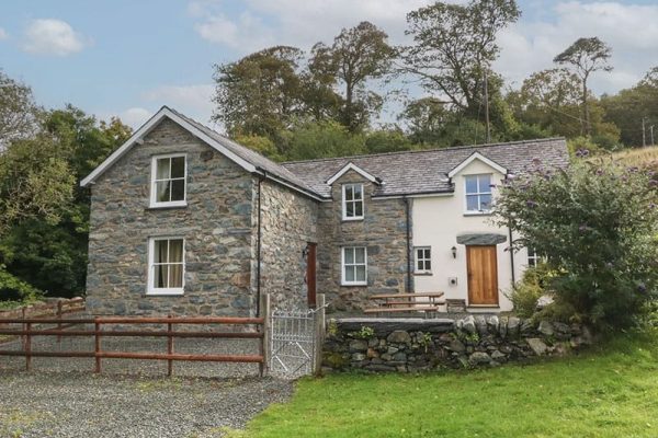 Tyn Llwyn, Eisingrug