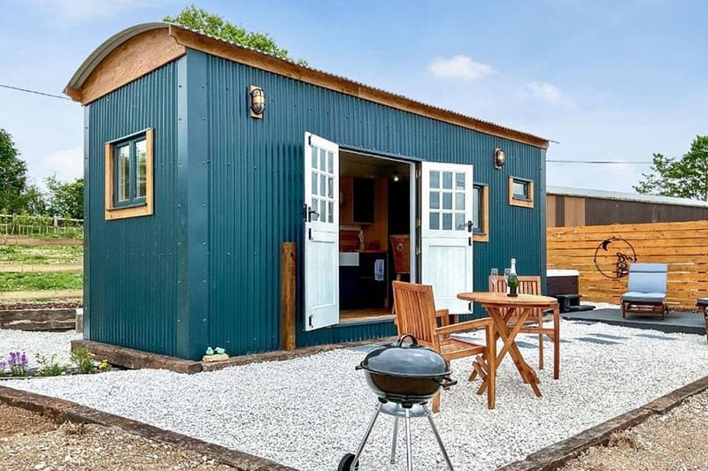 Walkeridge Farm, Overton