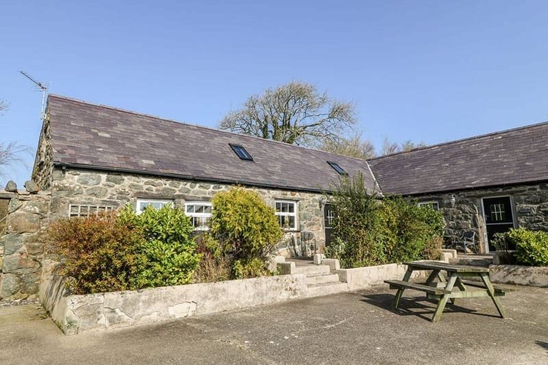 Bwthyn Yr Helyg (Willow Cottage), Pwllheli