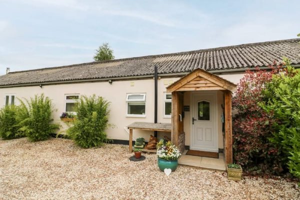 Willow Lodge, South Cave