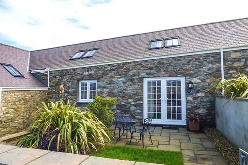 Y Wylan, Holyhead