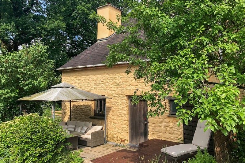 Ynywsen Dairy Flat, Nantgaredig